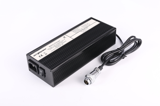 240W της EV μπαταριών ιονικός AA φορτιστών 60V αλκαλικός φορτιστής μπαταριών λίθιου